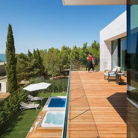 Opera By Interhome Semesterbostad Starigrad Paklenica