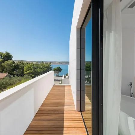 Semesterbostad Opera By Interhome *