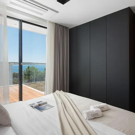 Opera By Interhome